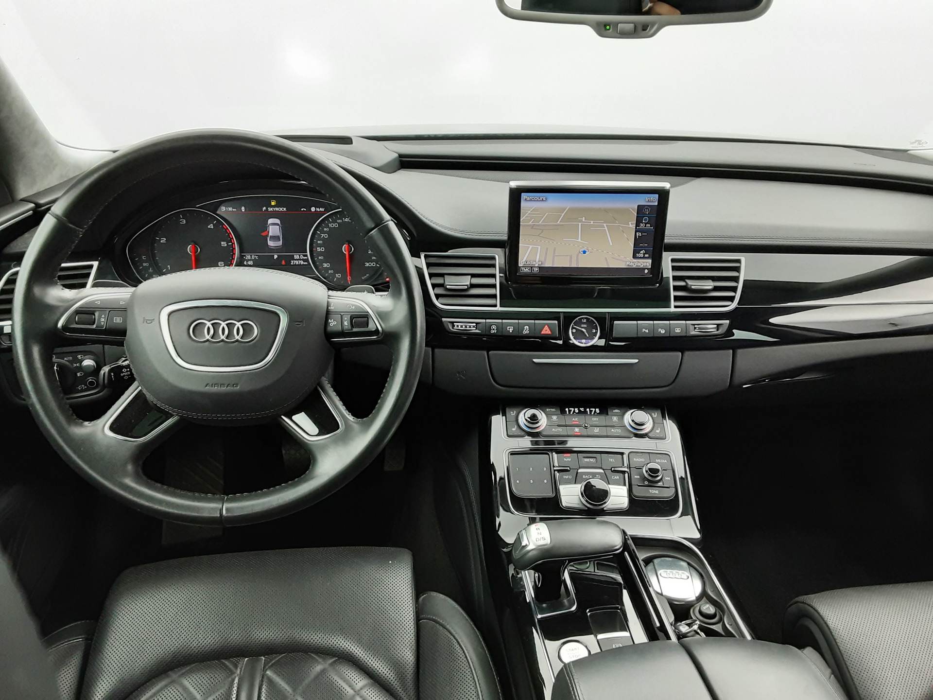 Voiture d'occasion Audi A8