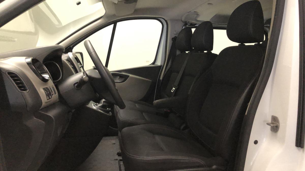 Voiture d'occasion Renault Trafic